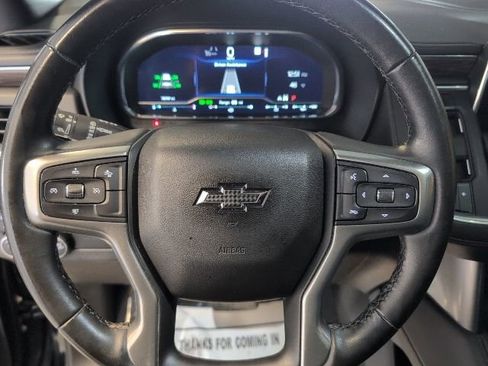 Used 2023 Chevrolet Suburban Z71 AWD/4WD image 17