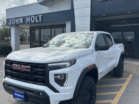 New 2026 GMC Canyon Elevation w/ Convenience Package image 24