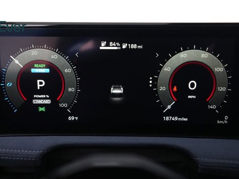 Used 2023 Nissan Ariya AWD/4WD image 7