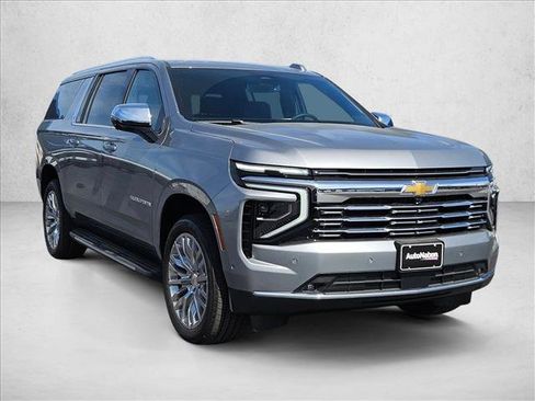 New 2026 Chevrolet Suburban Premier image 8