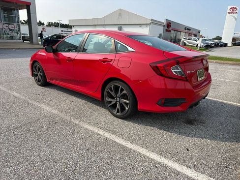 Used 2019 Honda Civic Sport image 4
