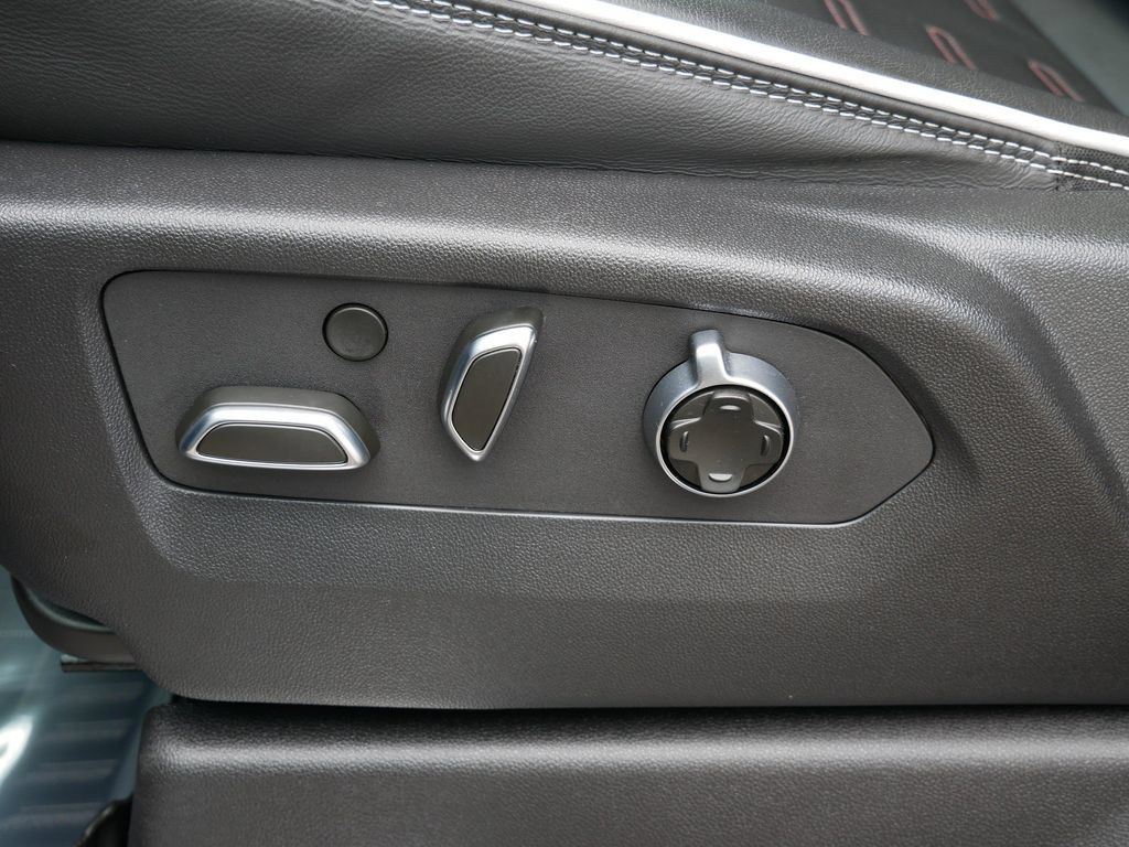 Used 2024 GMC Sierra 1500 AT4X AWD/4WD image 17