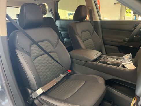 New 2026 Nissan Pathfinder S AWD/4WD image 44