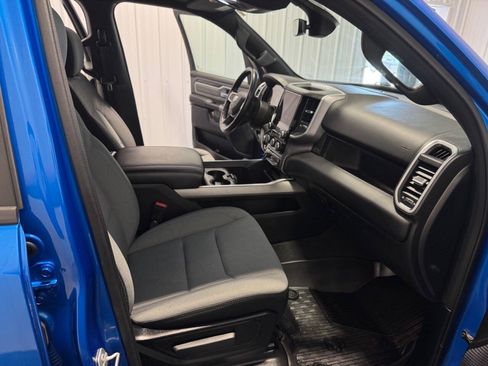 Used 2022 RAM 1500 Big Horn AWD/4WD image 17