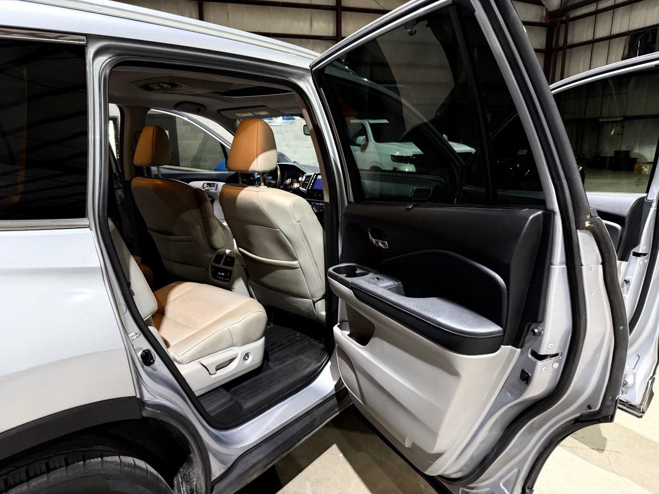 Used 2018 Honda Pilot Elite image 21