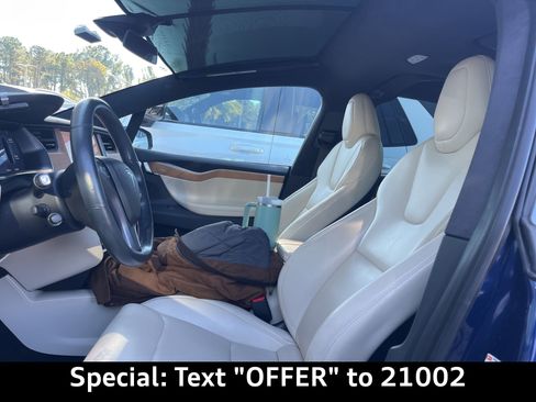 Used 2020 Tesla Model X Long Range image 9