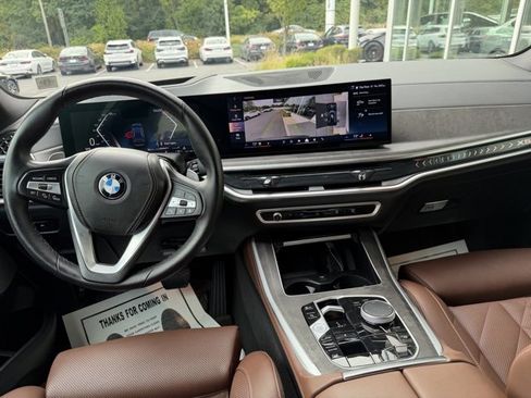 Used 2025 BMW X5 xDrive40i w/ Premium Package image 12