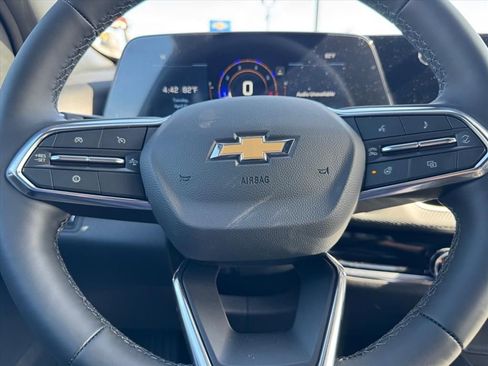 New 2026 Chevrolet Equinox LT w/ Safety and Technology Package FWD image 12