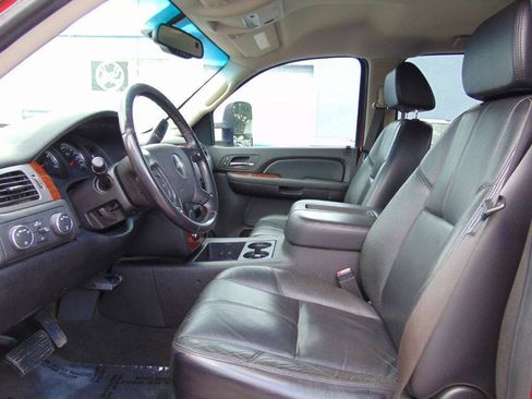 Used 2008 Chevrolet Silverado 2500 LTZ w/ Safety Package AWD/4WD image 21