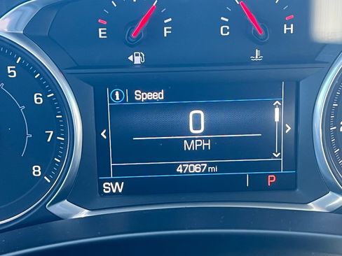Used 2018 GMC Terrain SLE w/ Driver Convenience Package FWD image 23