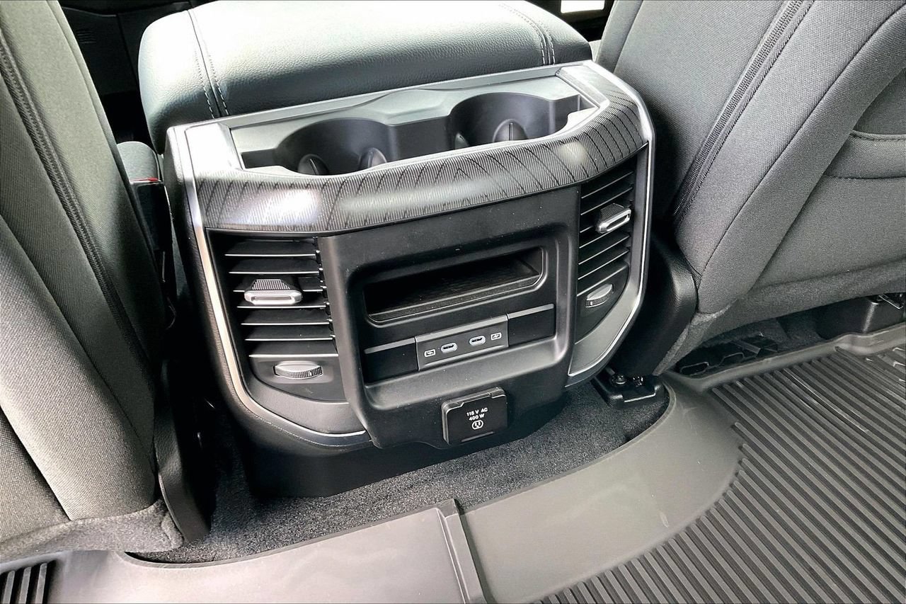 New 2026 RAM 1500 Big Horn AWD/4WD image 14