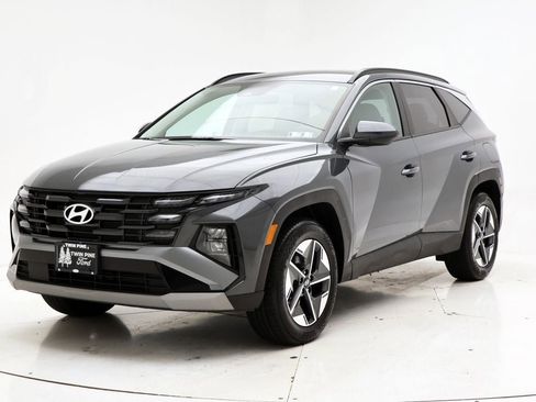 Used 2025 Hyundai Tucson SEL image 2