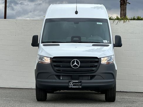 New 2026 Mercedes-Benz Sprinter 2500 image 3
