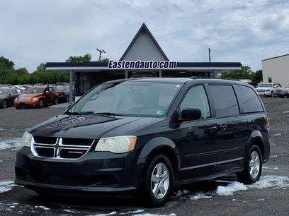 Used 2012 Dodge Grand Caravan SXT w/ Entertainment Group 1