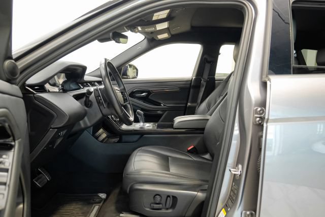 Used 2023 Land Rover Range Rover Evoque R-Dynamic S AWD/4WD image 4