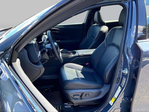 Certified 2025 Toyota Crown Signia w/ Advanced Technology Package AWD/4WD image 9
