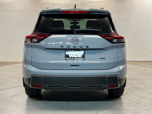 New 2026 Nissan Rogue SV image 4