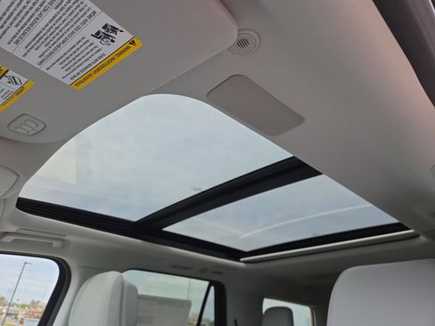 New 2026 Ford Expedition Platinum w/ Driver's Package image 20