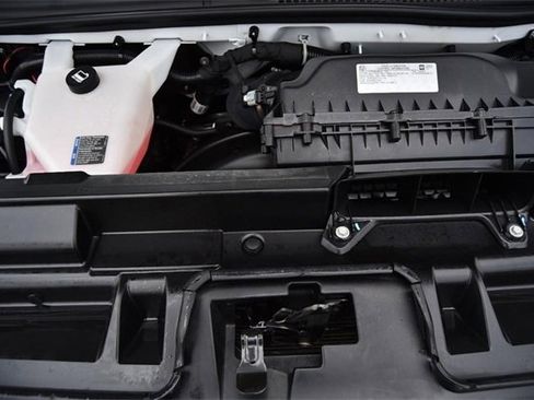 Used 2024 GMC Savana 2500 w/ Driver Convenience Package image 18