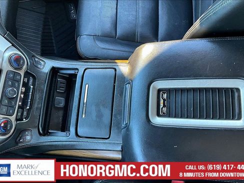 Used 2020 GMC Yukon Denali w/ Open Road Package AWD/4WD image 16