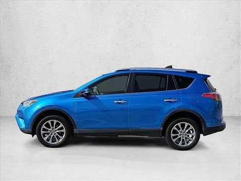 Used 2018 Toyota RAV4 Limited FWD image 8