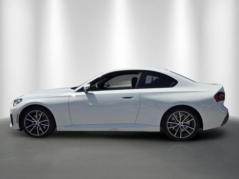 Used 2026 BMW 230i Coupe w/ Premium Package RWD image 4