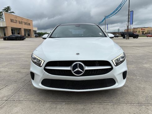 Used 2021 Mercedes-Benz A 220 image 3
