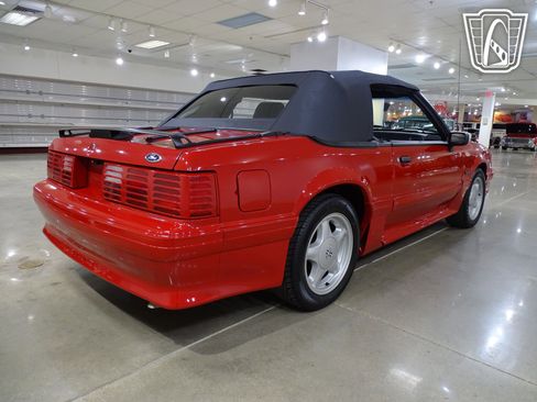 Used 1989 Ford Mustang GT image 15