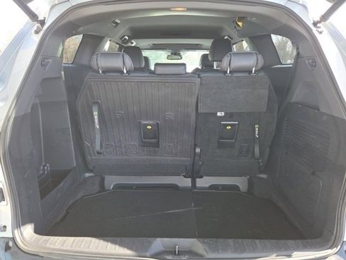 Used 2021 Toyota Sienna XSE image 28