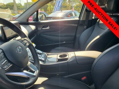 Used 2023 Hyundai Santa Fe Limited image 16