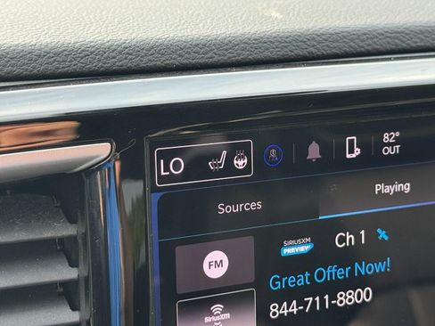 Used 2023 Chrysler Pacifica Touring-L FWD image 25