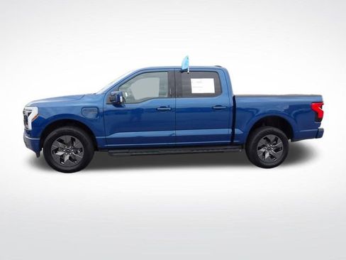 Certified 2022 Ford F150 Lightning Lariat w/ Equipment Group 511A High image 4