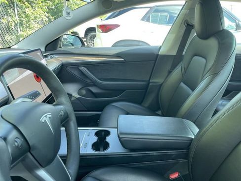 Used 2022 Tesla Model 3 RWD image 5