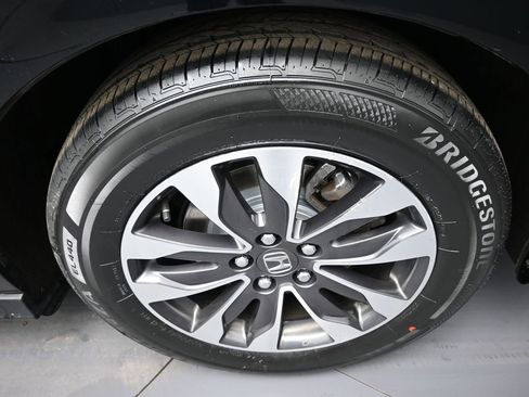 Certified 2024 Honda Odyssey EX-L image 15