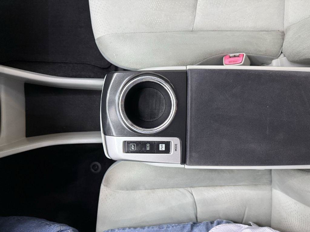 Used 2012 Toyota Prius V Three FWD image 18
