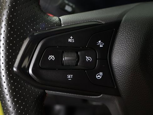 Used 2024 Chevrolet Trax RS image 39