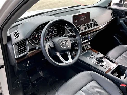 Used 2020 Audi Q5 2.0T Premium Plus w/ Premium Plus Package image 16