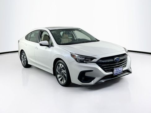 Used 2023 Subaru Legacy Limited AWD/4WD image 3
