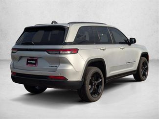 New 2025 Jeep Grand Cherokee Limited w/ Black Appearance Package video 2
