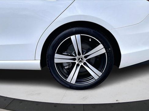 Used 2022 Mercedes-Benz C 300 Sedan image 34