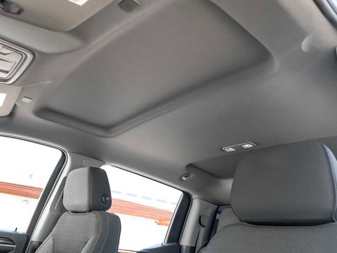 Used 2022 Chevrolet Silverado 1500 LT image 32