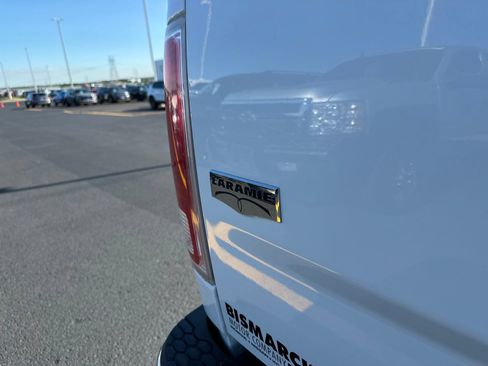Used 2015 RAM 1500 Laramie w/ Convenience Group AWD/4WD image 6