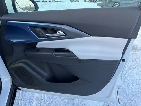 New 2026 Chevrolet Equinox EV LT w/ LPO, All-Weather Mat Package image 31