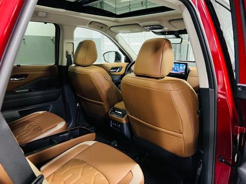 New 2026 Nissan Pathfinder Platinum FWD image 30
