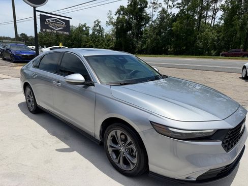 Used 2024 Honda Accord EX image 8