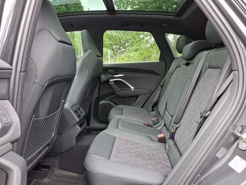 Used 2026 Audi SQ5 Premium Plus AWD/4WD image 8