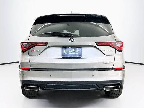 Used 2023 Acura MDX A-Spec image 7
