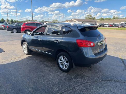 Used 2013 Nissan Rogue SV AWD/4WD image 4