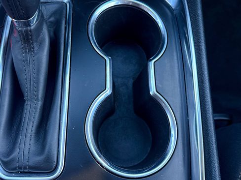 Certified 2018 Chevrolet Traverse LT image 37