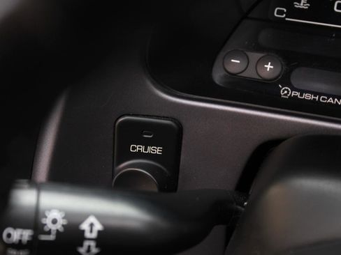 Used 2002 Honda S2000 image 40